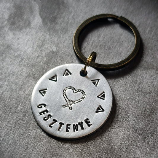 KNOTTA – kézzel készült alumínium kutyabiléta (⌀32 mm)